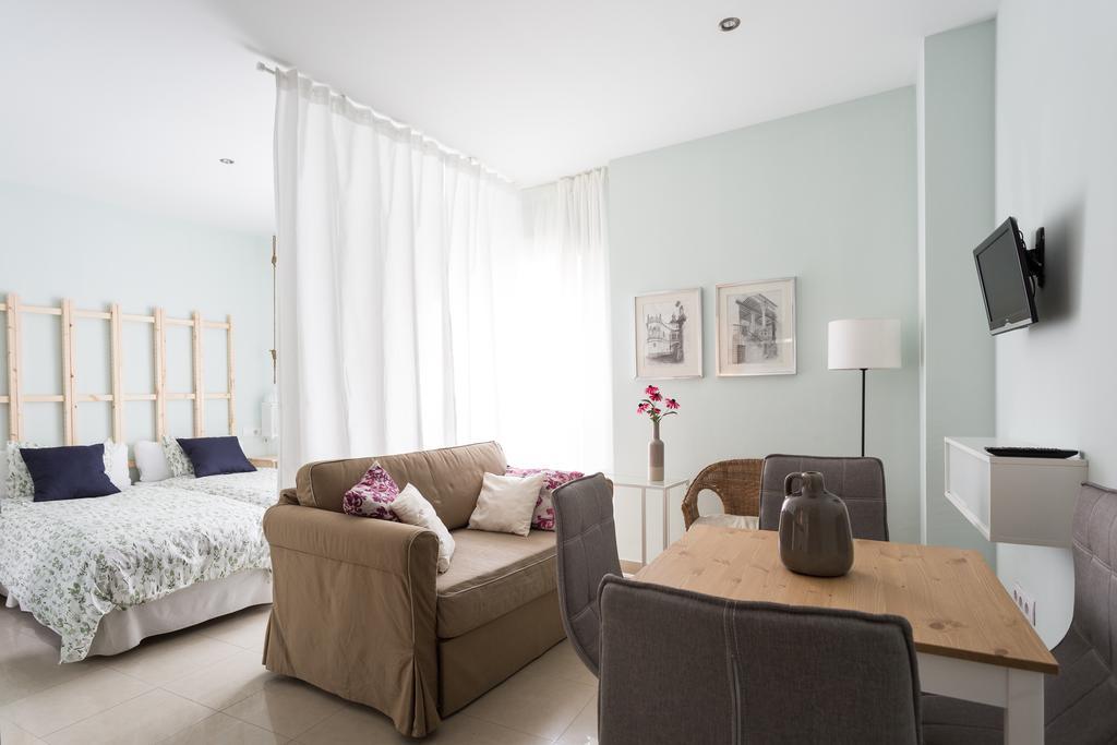 Apartamentos San Lorenzo Siviglia Esterno foto