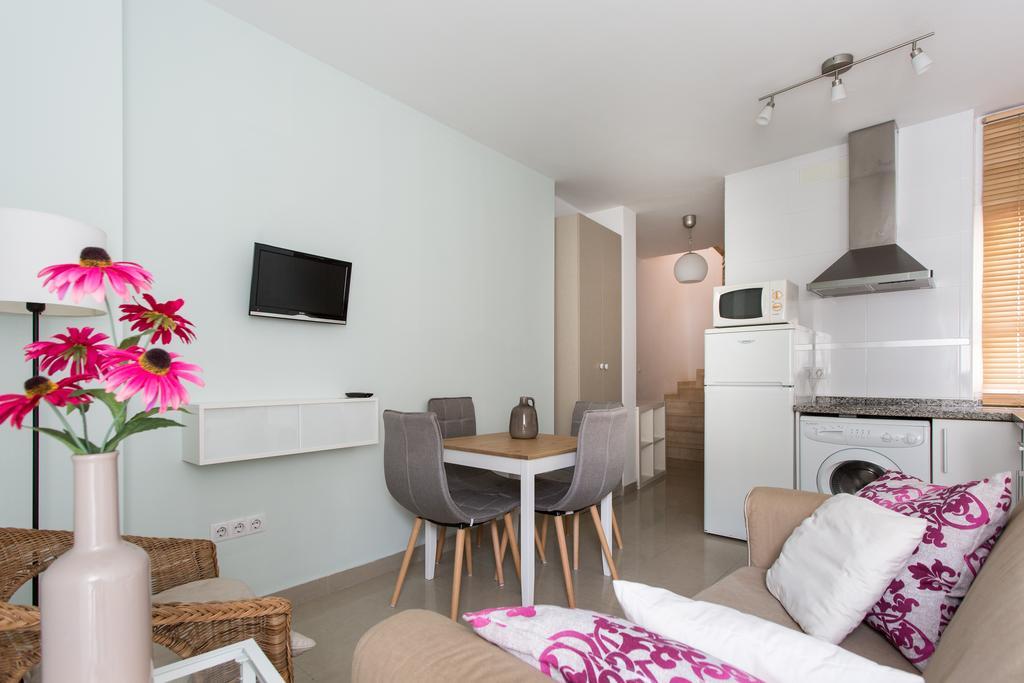 Apartamentos San Lorenzo Siviglia Esterno foto